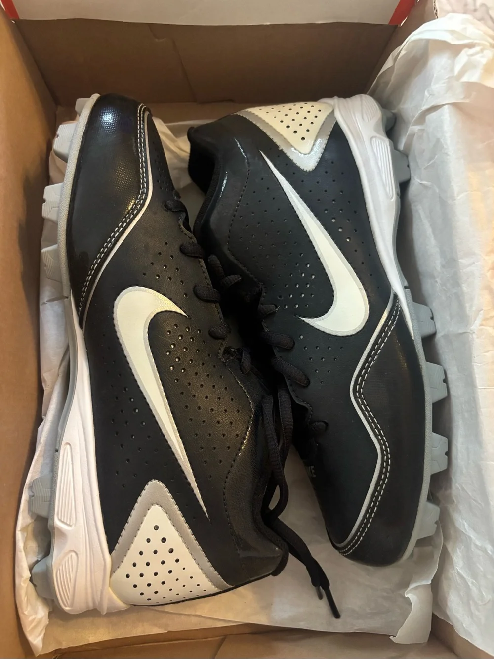 Nike Men’s Black and White Athletic Turf Cleats